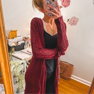 Beautiful maroon eyelet sweater ✨